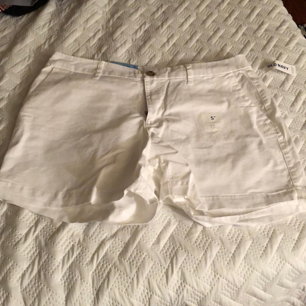 White old navy shorts size 8